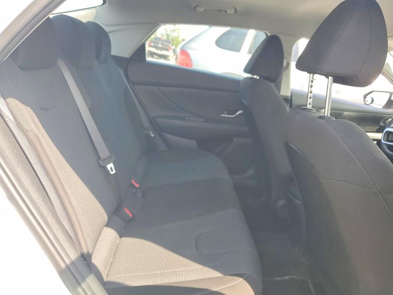 Продажа на аукционе авто 2022 Hyundai Elantra, vin: KMHLM4AG0NU341009, номер лота: 60995266