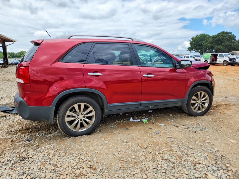 61221116 :رقم المزاد ، 5XYKU4A24BG043886 vin ، 2011 Kia Sorento مزاد بيع