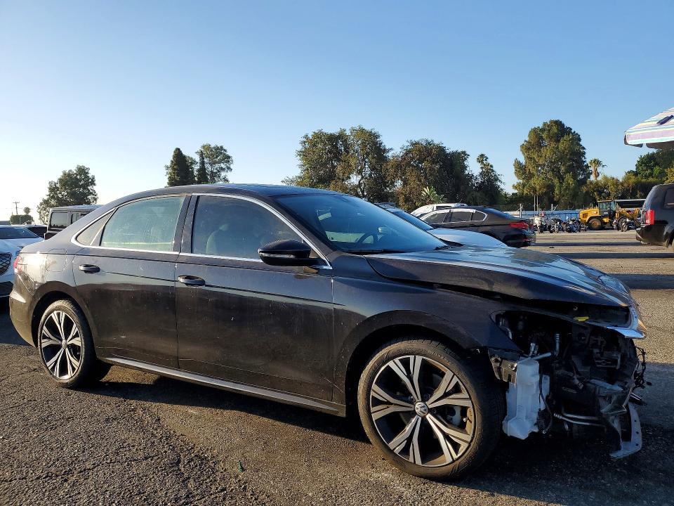 60844326 :رقم المزاد ، 1VWCA7A30LC018526 vin ، 2020 Volkswagen Passat مزاد بيع
