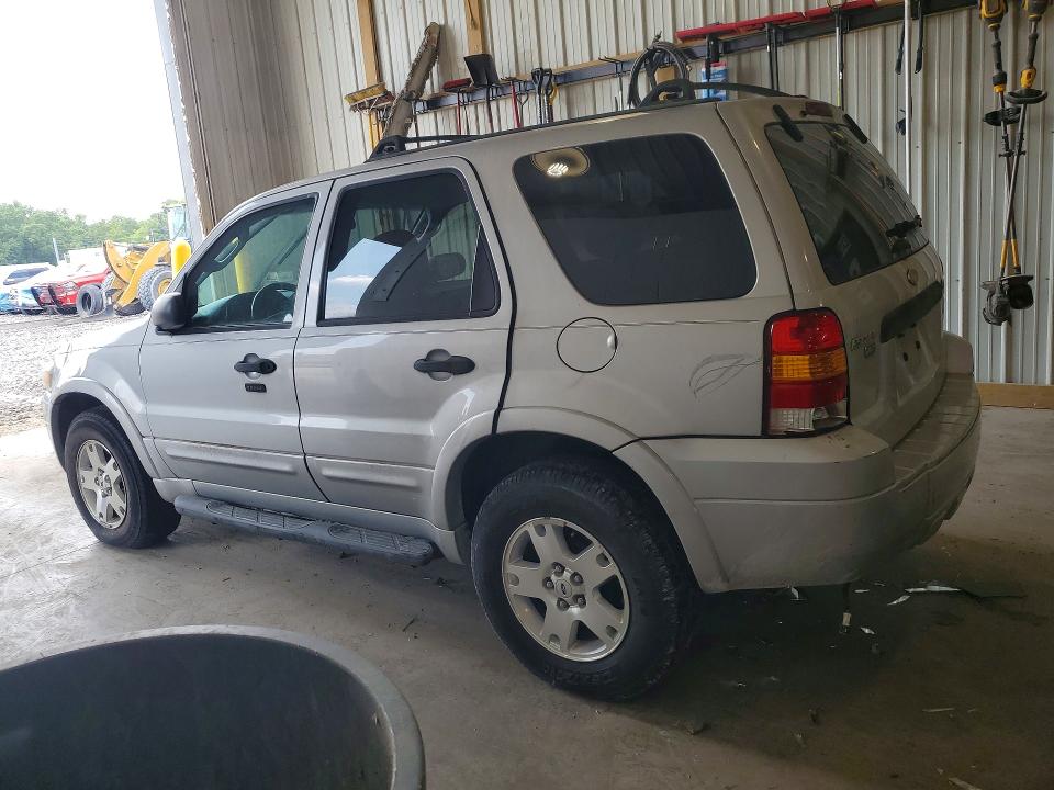 62082696 :رقم المزاد ، 1FMCU03167KA64642 vin ، 2007 Ford Escape مزاد بيع