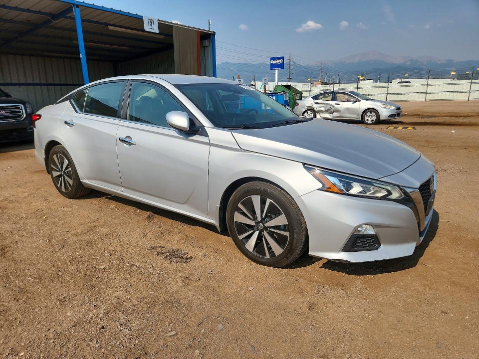 59664986 :رقم المزاد ، 1N4BL4DV5NN360166 vin ، 2022 Nissan Altima مزاد بيع