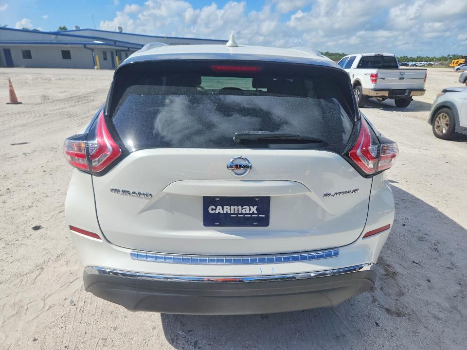 62203196 :رقم المزاد ، 5N1AZ2MG4HN130600 vin ، 2017 Nissan Murano مزاد بيع