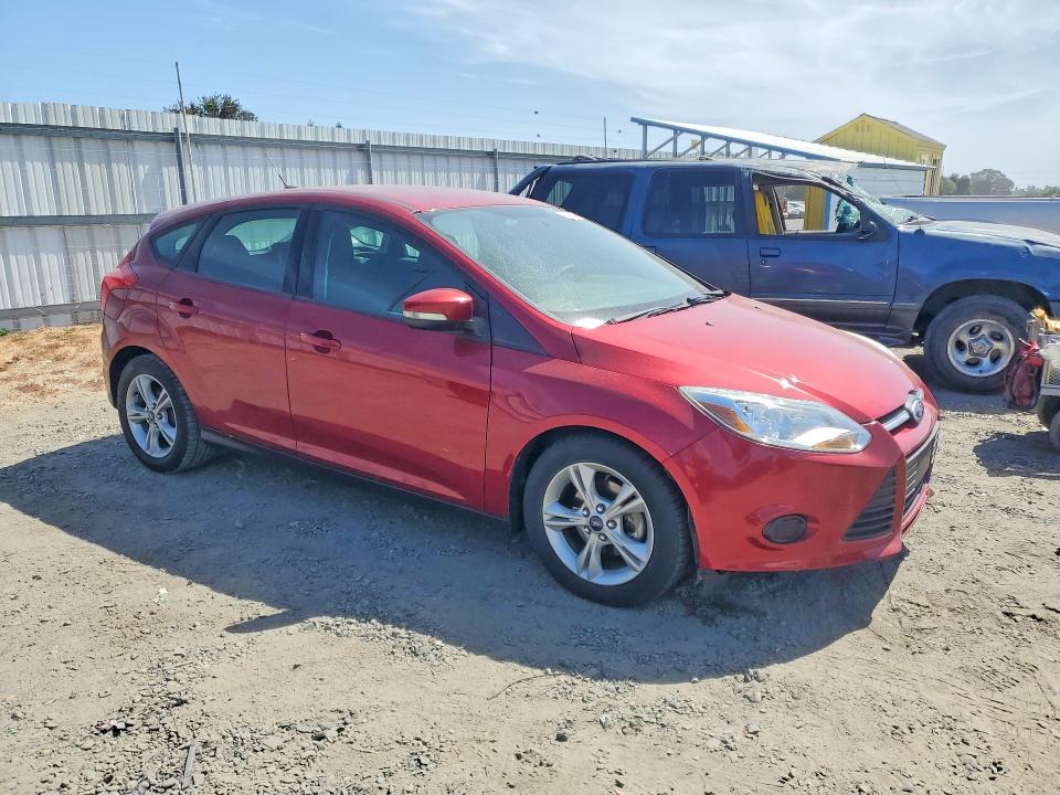 59825696 :رقم المزاد ، 1FADP3K23EL442733 vin ، 2014 Ford Focus مزاد بيع