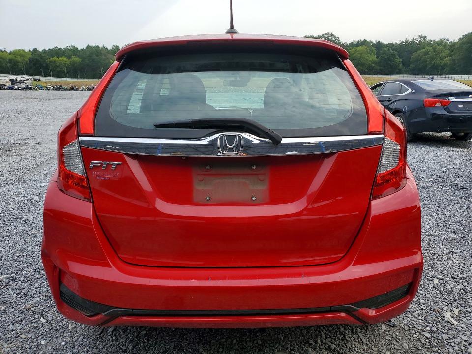 Продаж на аукціоні авто 2018 Honda Fit, vin: 3HGGK5H83JM717346, номер лоту: 62491796