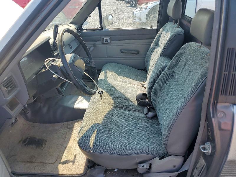 1986 Toyota Pickup მანქანა იყიდება აუქციონზე, vin: JT4RN55DXG0200749, აუქციონის ნომერი: 61083676
