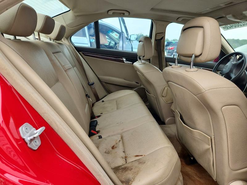 2011 Mercedes-benz C მანქანა იყიდება აუქციონზე, vin: WDDGF5EB2BF647056, აუქციონის ნომერი: 62800426
