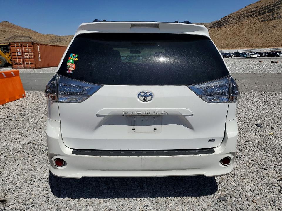 Продаж на аукціоні авто 2016 Toyota Sienna, vin: 5TDXK3DC3GS750076, номер лоту: 60988236