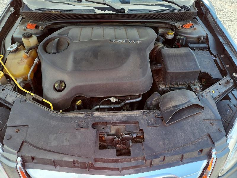 62124716 :رقم المزاد ، 1C3CCBCG4DN706636 vin ، 2013 Chrysler 200 مزاد بيع