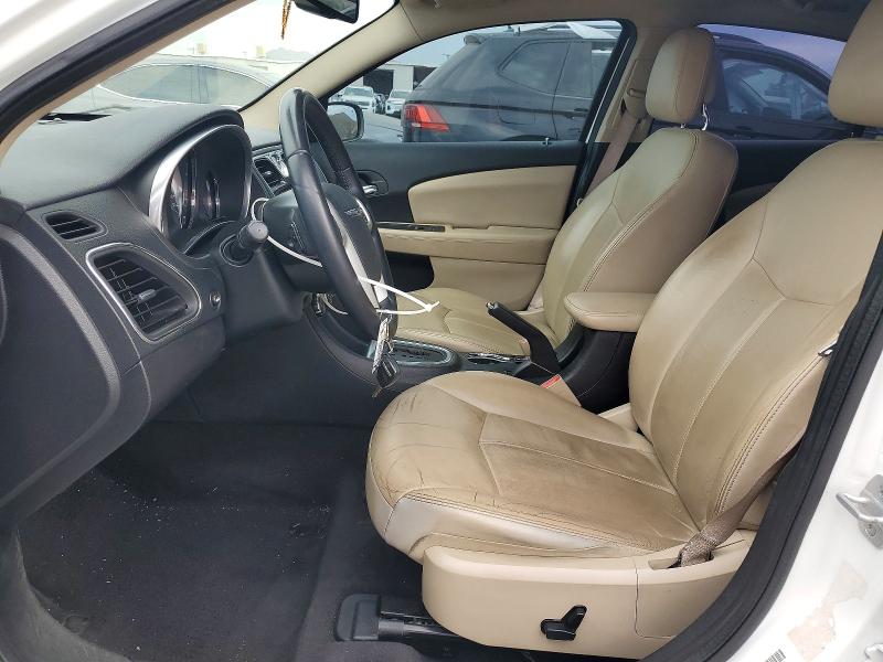 2011 Chrysler 200 მანქანა იყიდება აუქციონზე, vin: 1C3BC2FG7BN618216, აუქციონის ნომერი: 61572016