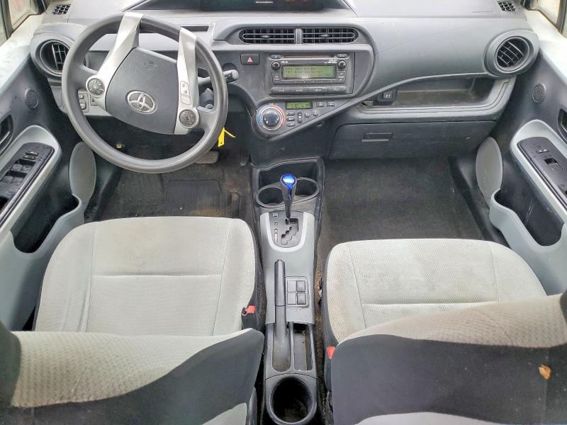 60492506 :رقم المزاد ، JTDKDTB37D1552326 vin ، 2013 Toyota Prius C مزاد بيع