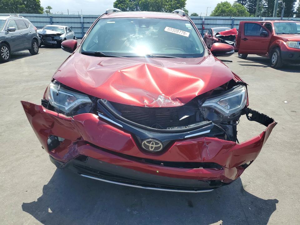 60308776 :رقم المزاد ، 2T3WFREV0JW465621 vin ، 2018 Toyota Rav4 مزاد بيع