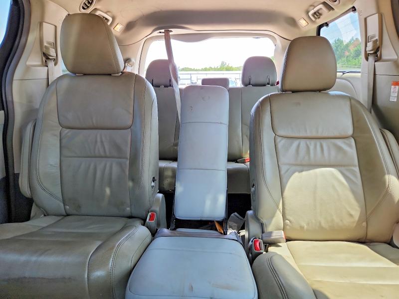 58890206 :رقم المزاد ، 5TDDZ3DC7HS179238 vin ، 2017 Toyota Sienna مزاد بيع