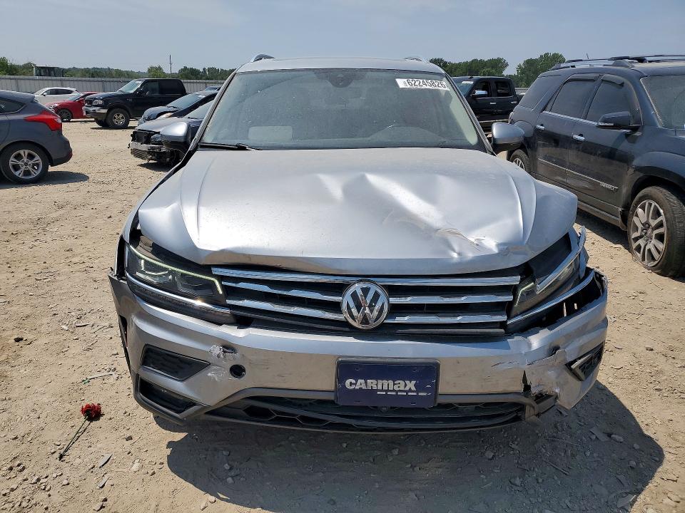 Продажа на аукционе авто 2019 Volkswagen Tiguan, vin: 3VV4B7AX8KM194956, номер лота: 62245826