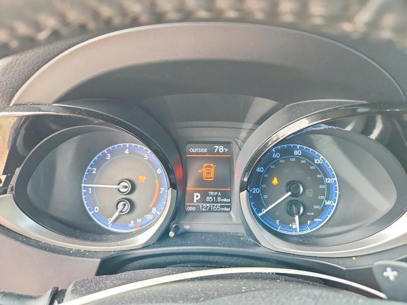 60613626 :رقم المزاد ، 5YFBURHE5GP528263 vin ، 2016 Toyota Corolla مزاد بيع