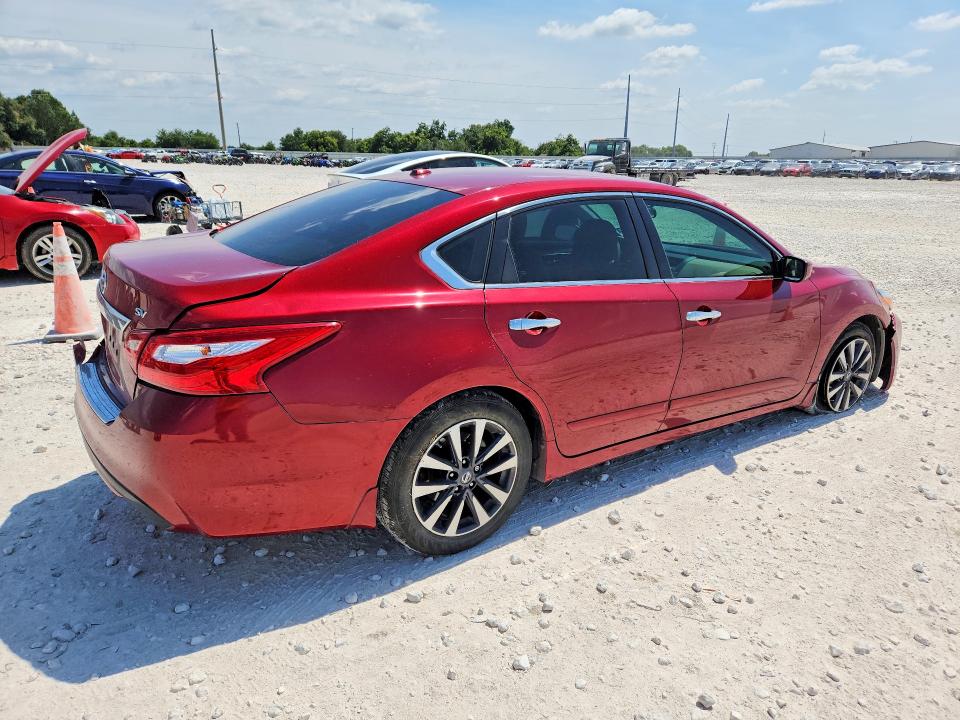 62486156 :رقم المزاد ، 1N4AL3AP2HC252759 vin ، 2017 Nissan Altima مزاد بيع