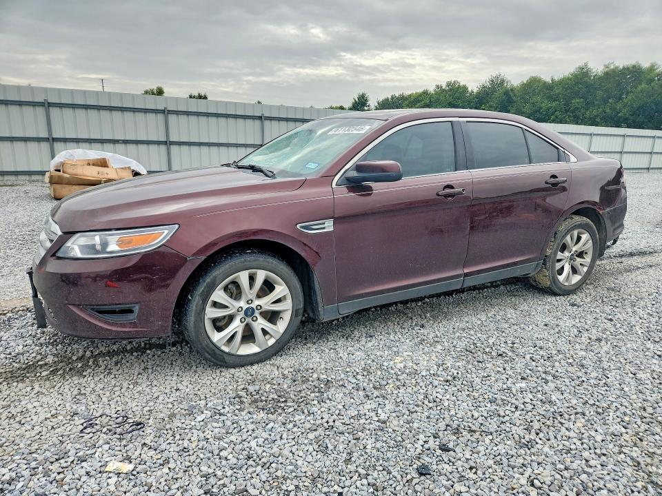 61132546 :رقم المزاد ، 1FAHP2EW6CG134570 vin ، 2012 Ford Taurus مزاد بيع