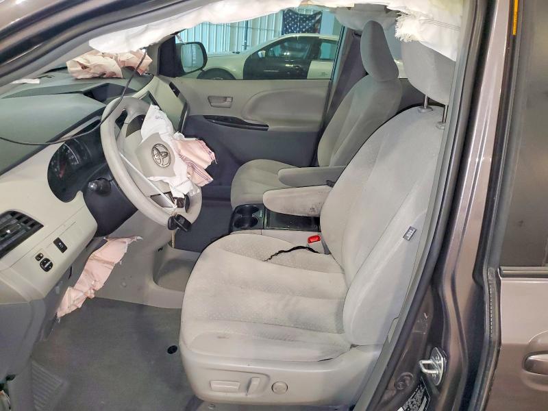 Продажа на аукционе авто 2013 Toyota Sienna, vin: 5TDKK3DC5DS369951, номер лота: 63009726