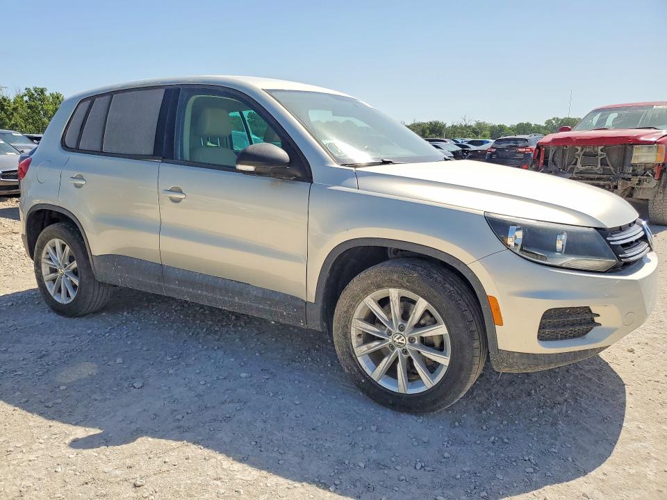 58567206 :رقم المزاد ، WVGBV3AX6EW543750 vin ، 2014 Volkswagen Tiguan مزاد بيع