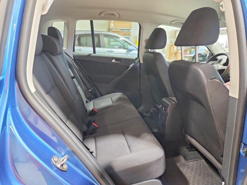 62017786 :رقم المزاد ، WVGBV7AX9JK001762 vin ، 2018 Volkswagen Tiguan Limited مزاد بيع