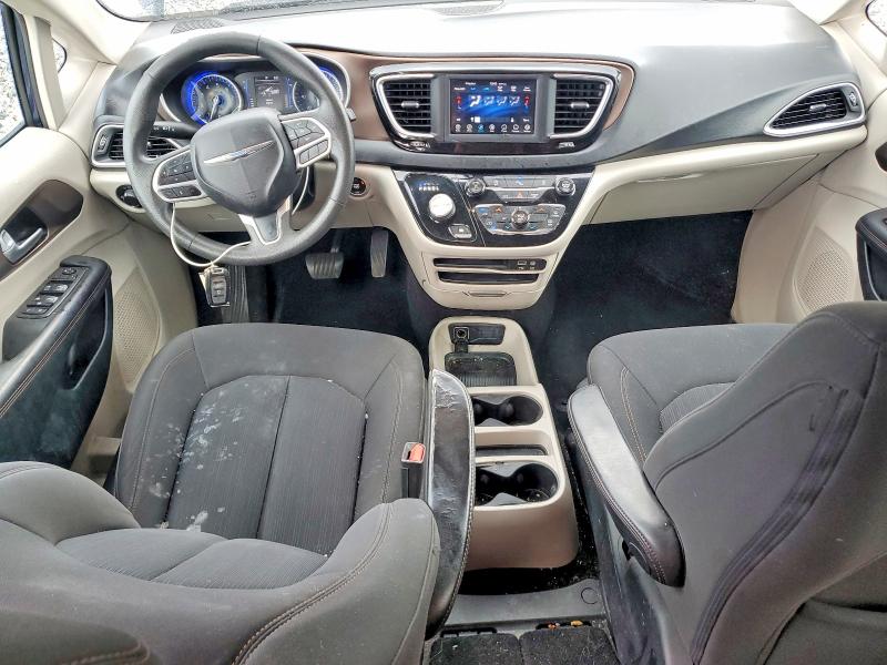 61175026 :رقم المزاد ، 2C4RC1CGXJR163369 vin ، 2018 Chrysler Pacifica مزاد بيع