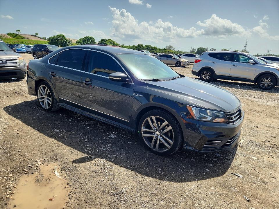 61248406 :رقم المزاد ، 1VWDT7A36HC013370 vin ، 2017 Volkswagen Passat مزاد بيع
