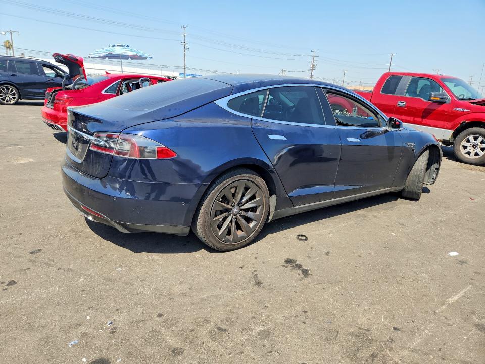 Продажа на аукционе авто 2014 Tesla Model S, vin: 5YJSA1H19EFP52751, номер лота: 61599506