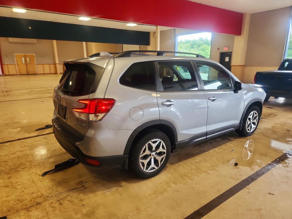 Продажа на аукционе авто 2020 Subaru Forester, vin: JF2SKAJC1LH601863, номер лота: 63194226