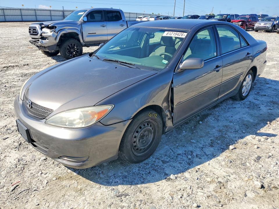 Продаж на аукціоні авто 2002 Toyota Camry, vin: 4T1BE32K82U581488, номер лоту: 61219426