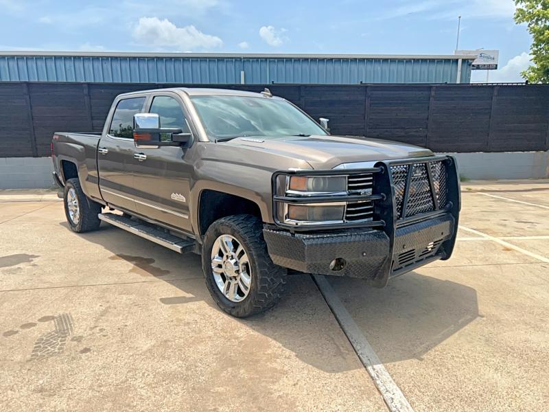 62004076 :رقم المزاد ، 1GC1KXE88FF617187 vin ، 2015 Chevrolet Silverado مزاد بيع