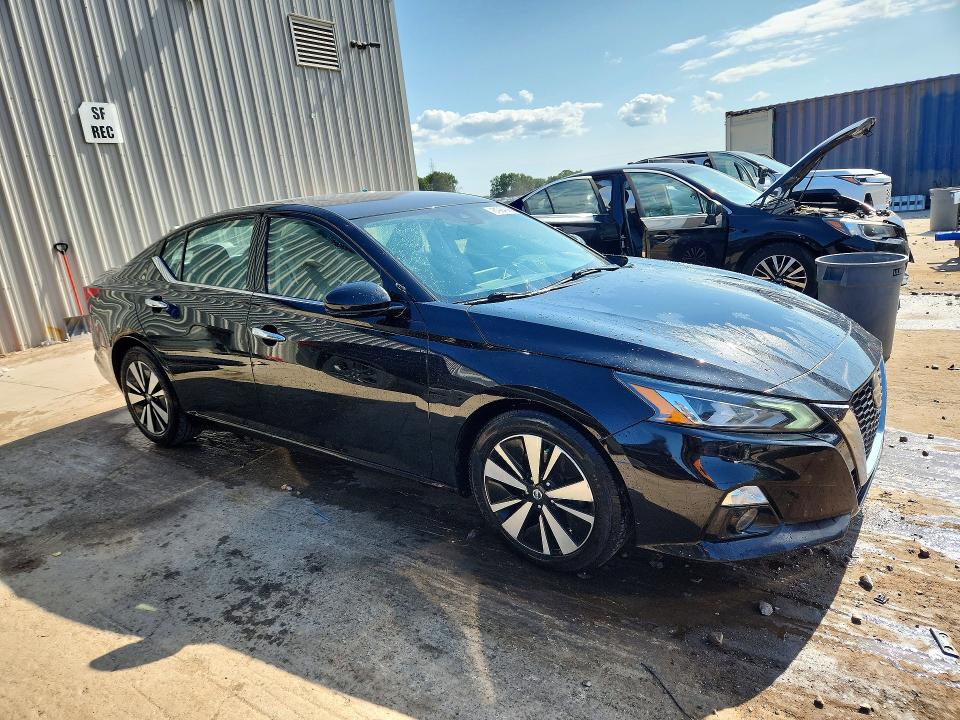 Продажа на аукционе авто 2019 Nissan Altima, vin: 1N4BL4EV1KC160505, номер лота: 61924096