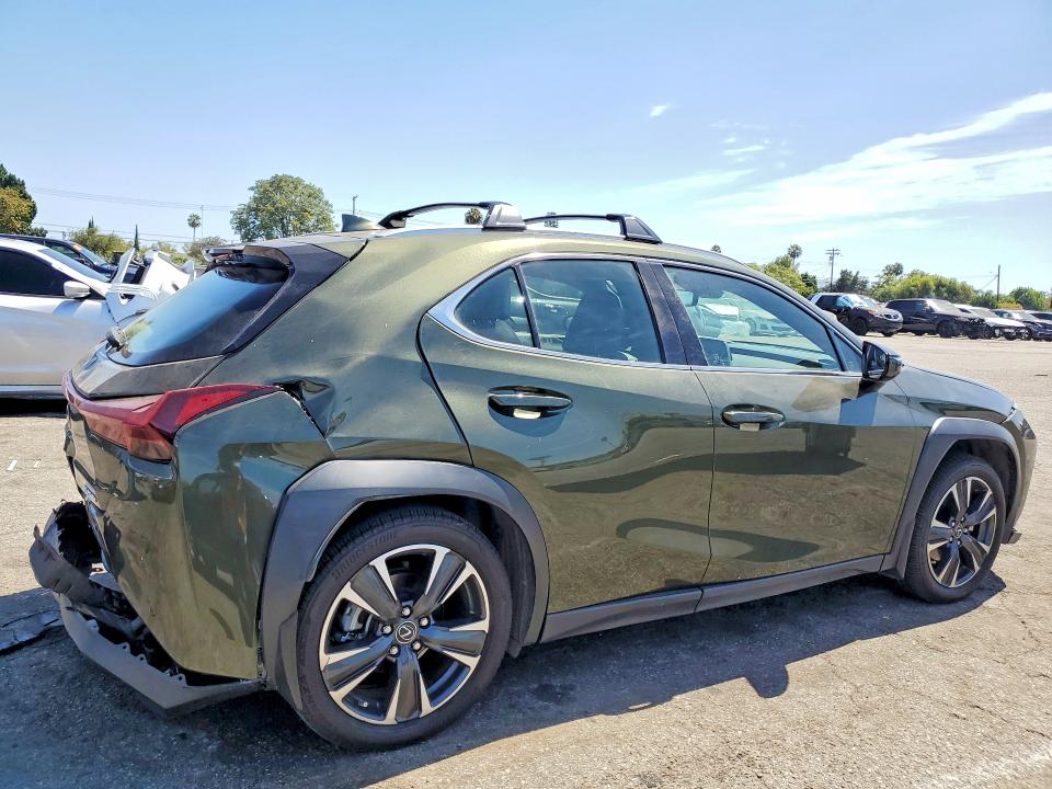 Продажа на аукционе авто 2023 Lexus Ux 250h, vin: JTHX6JBH4P2150647, номер лота: 61377356