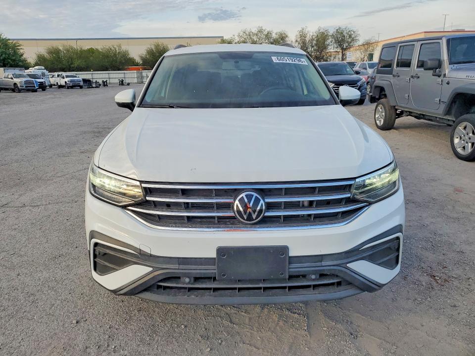 2022 Volkswagen Tiguan მანქანა იყიდება აუქციონზე, vin: 3VV1B7AXXNM071828, აუქციონის ნომერი: 60519296