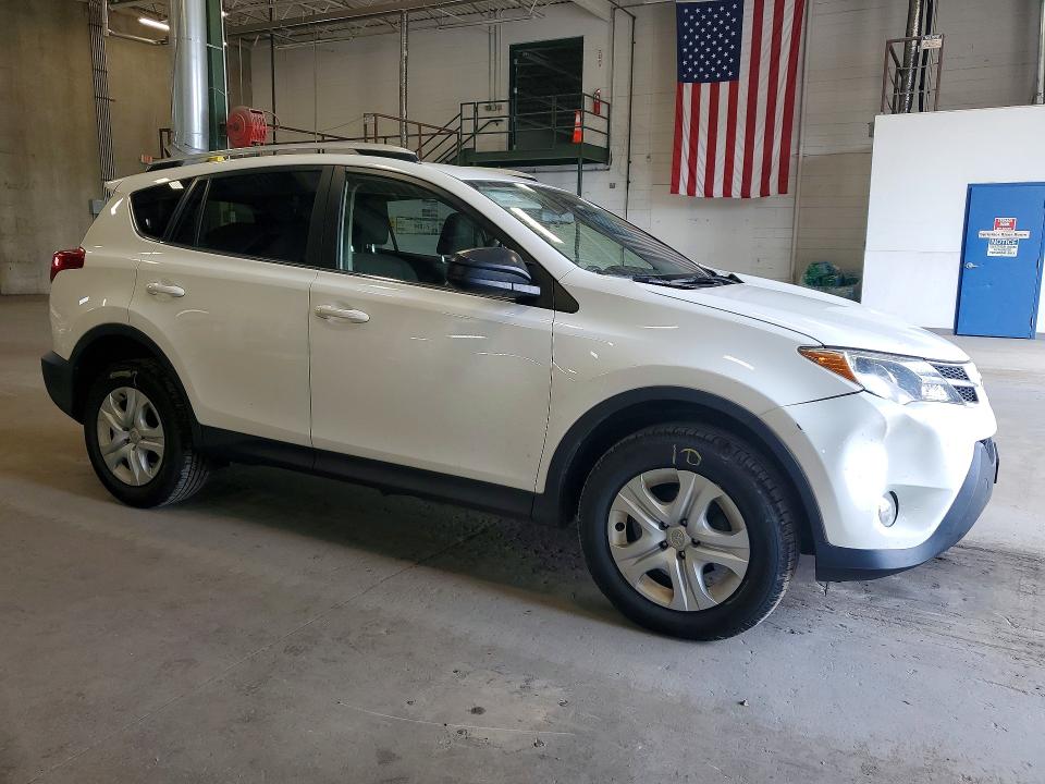 60797226 :رقم المزاد ، JTMBFREV3FJ043315 vin ، 2015 Toyota Rav4 مزاد بيع