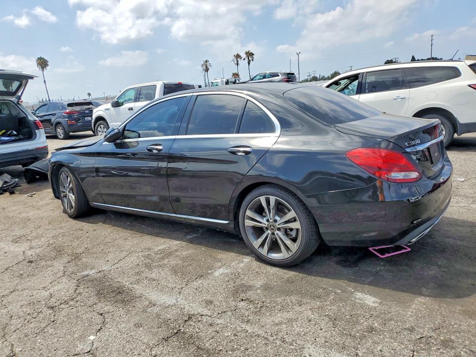 2018 Mercedes-benz C მანქანა იყიდება აუქციონზე, vin: 55SWF4JBXJU238231, აუქციონის ნომერი: 59705986