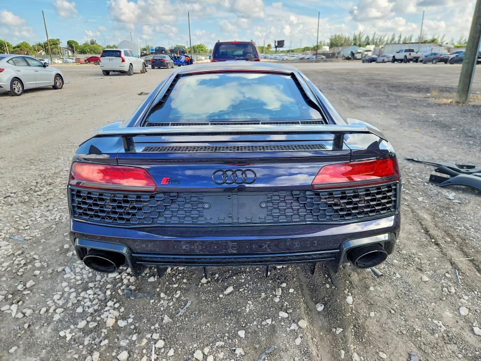 2022 Audi R8 მანქანა იყიდება აუქციონზე, vin: WUAKBAFX2N7900302, აუქციონის ნომერი: 58290706