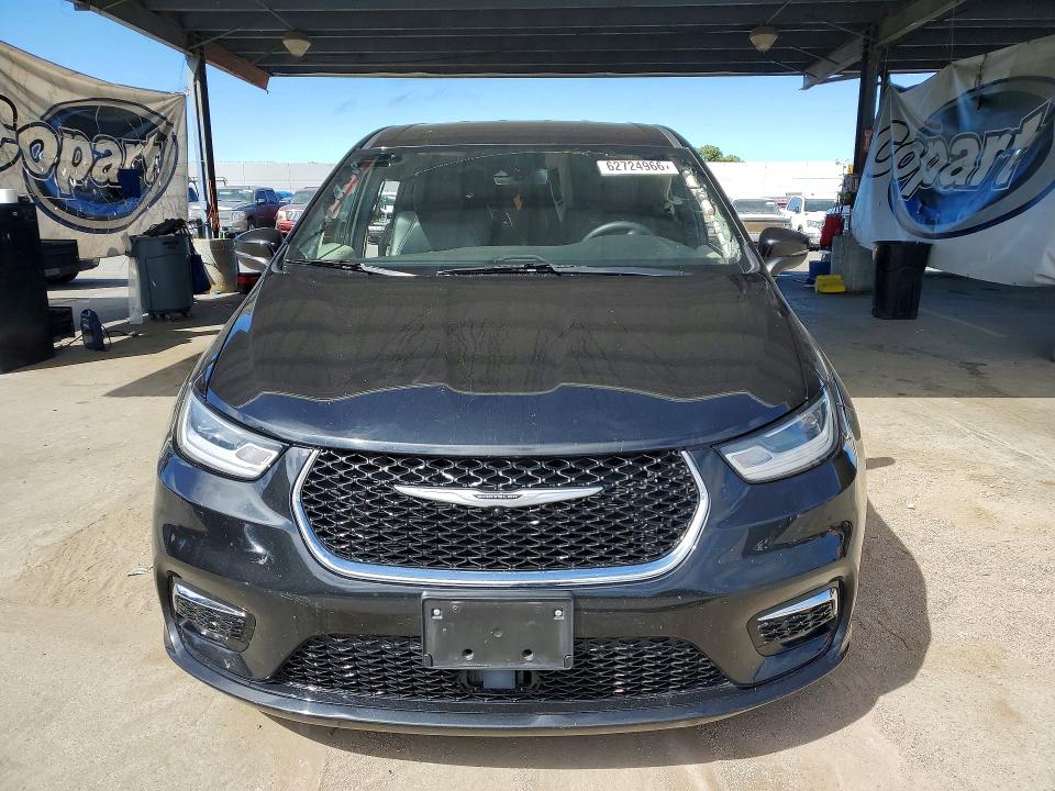62724966 :رقم المزاد ، 2C4RC1L75PR626611 vin ، 2023 Chrysler Pacifica مزاد بيع