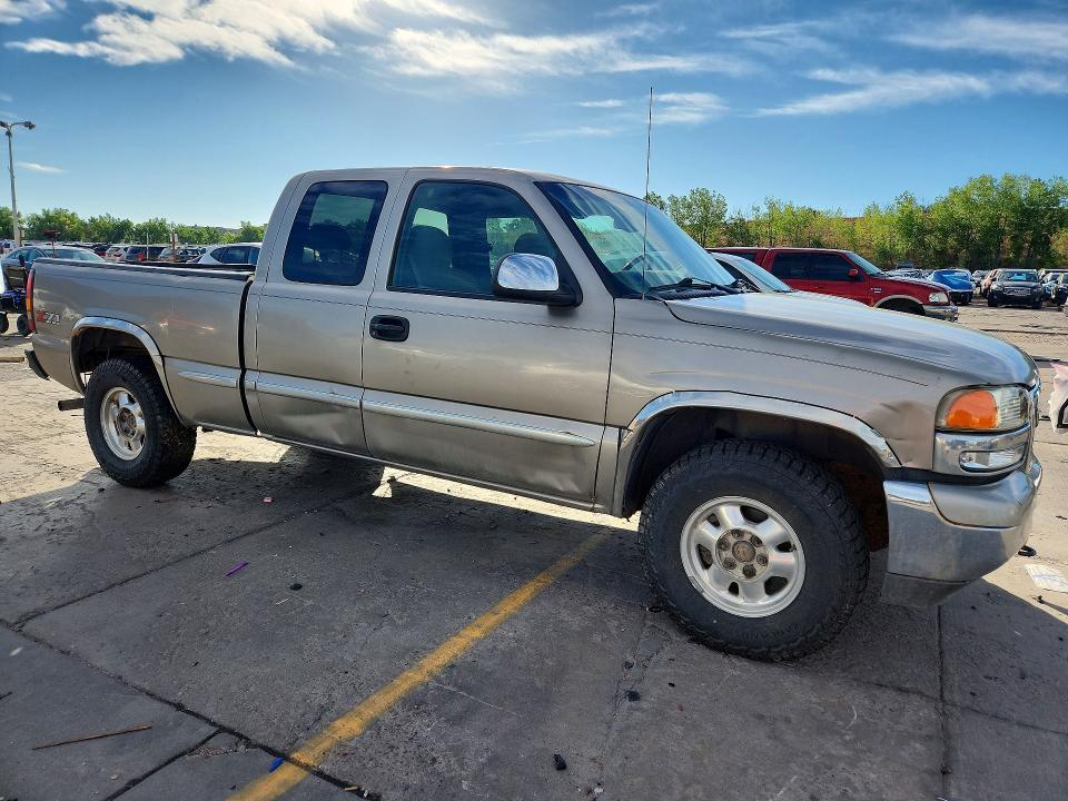 63134886 :رقم المزاد ، 2GTEK19T121425446 vin ، 2002 Gmc New Sierra مزاد بيع