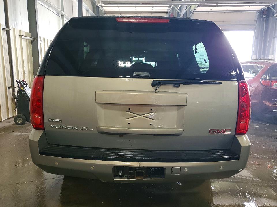 61028286 :رقم المزاد ، 1GKFK16397J218703 vin ، 2007 Gmc Yukon Xl مزاد بيع
