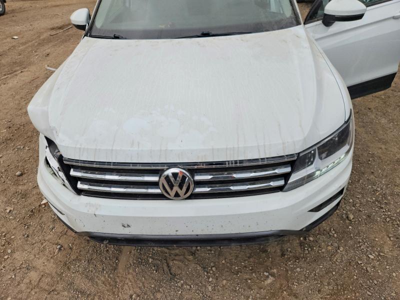 Продажа на аукционе авто 2021 Volkswagen Tiguan, vin: 3VV1B7AX5MM043689, номер лота: 60759576