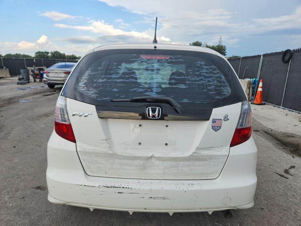 2013 Honda Fit მანქანა იყიდება აუქციონზე, vin: JHMGE8H34DC018324, აუქციონის ნომერი: 61576906