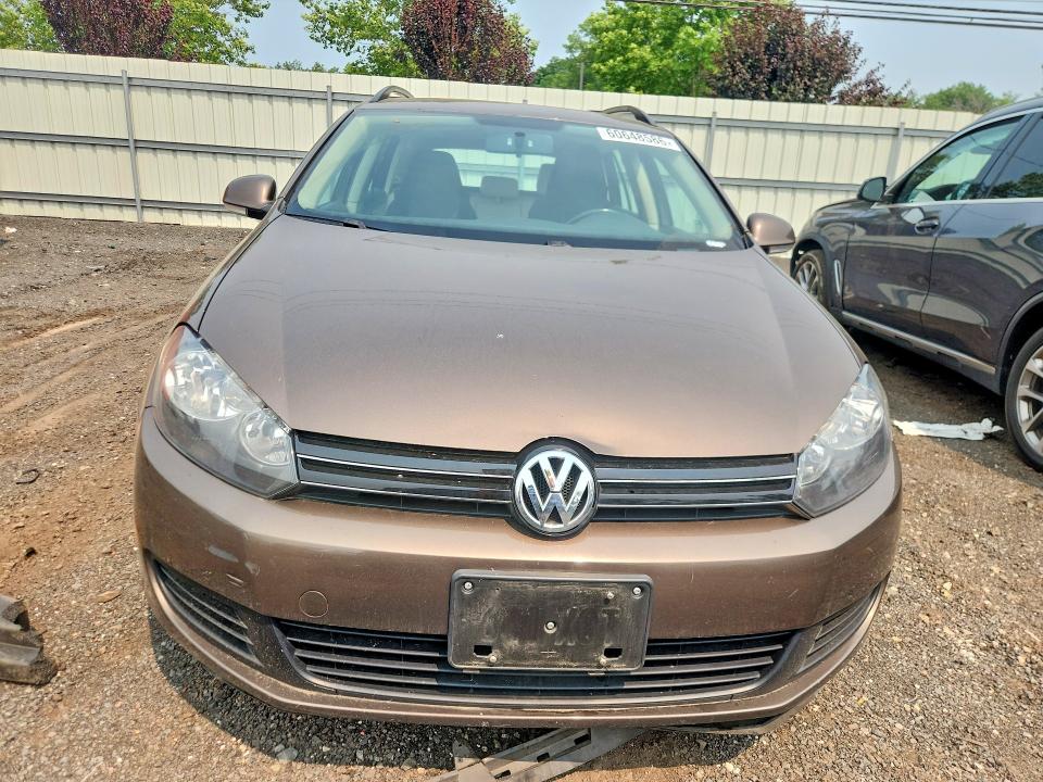 60648586 :رقم المزاد ، 3VWPP7AJ8EM626780 vin ، 2014 Volkswagen Jetta مزاد بيع
