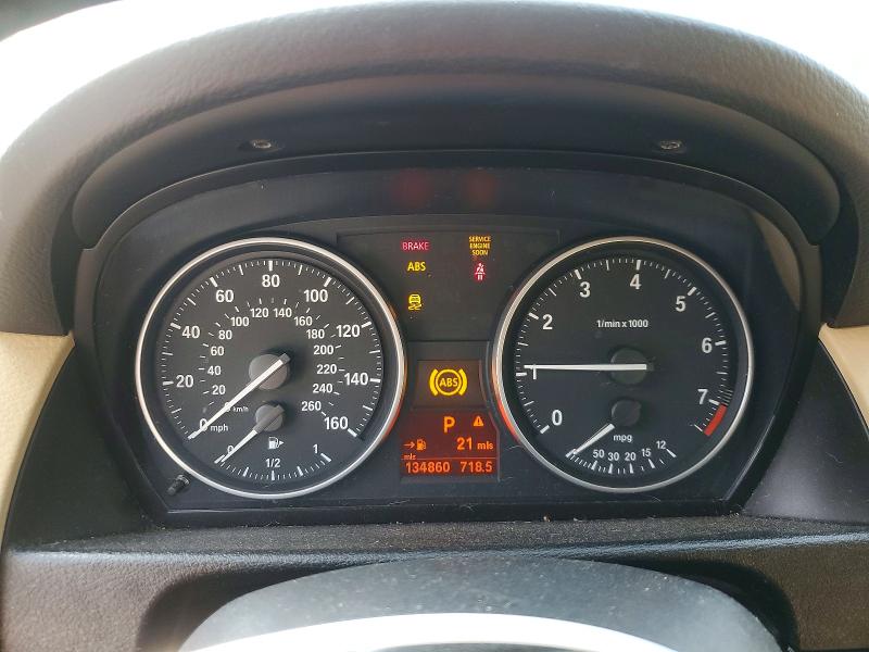 2015 Bmw X1 მანქანა იყიდება აუქციონზე, vin: WBAVM1C57FVZ94274, აუქციონის ნომერი: 60915816