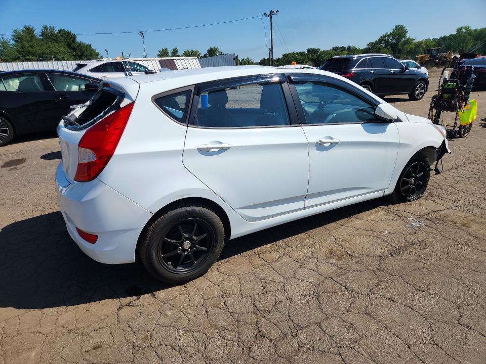61670406 :رقم المزاد ، KMHCT5AE9EU142922 vin ، 2014 Hyundai Accent مزاد بيع