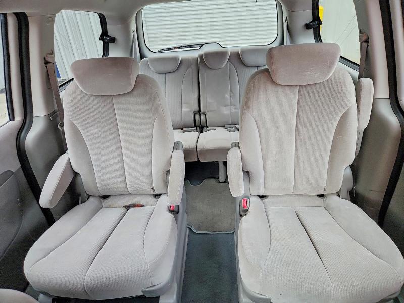 62403056 :رقم المزاد ، KNDMB233286197744 vin ، 2008 Kia Sedona مزاد بيع