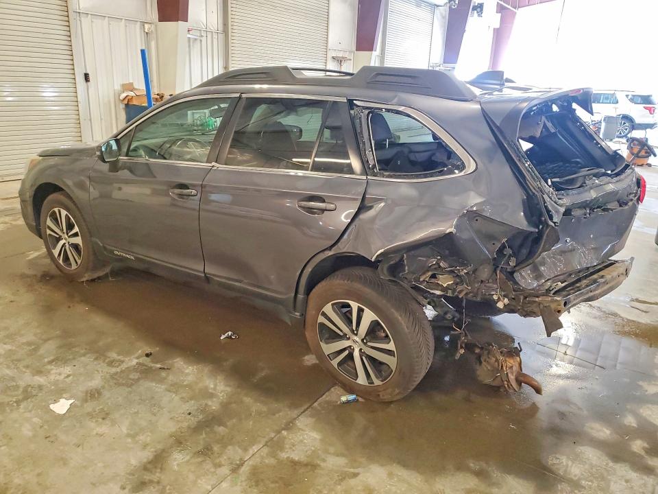 62482446 :رقم المزاد ، 4S4BSANC6K3354579 vin ، 2019 Subaru Outback مزاد بيع