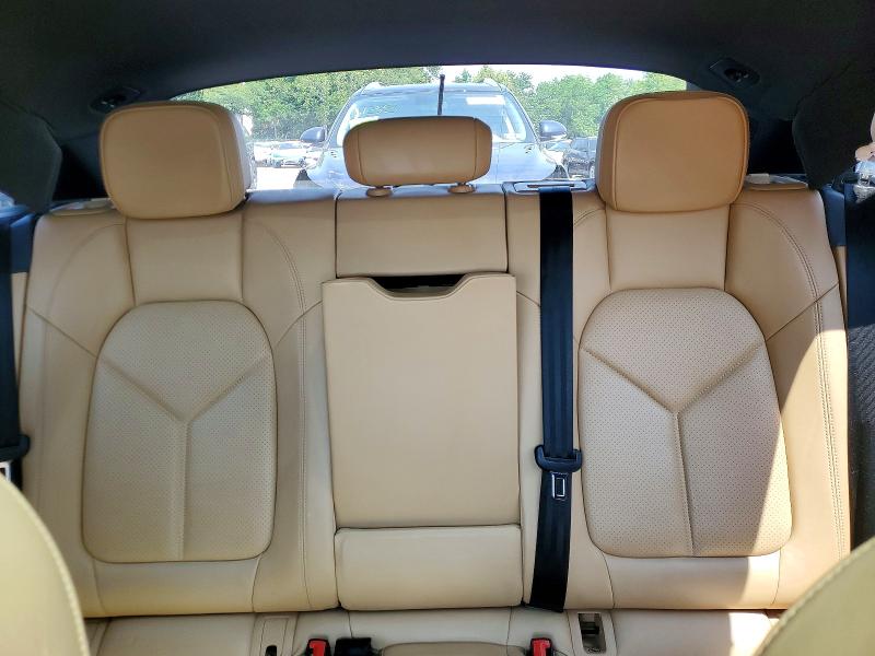 60929156 :رقم المزاد ، WP1AB2A57JLB34944 vin ، 2018 Porsche Macan مزاد بيع