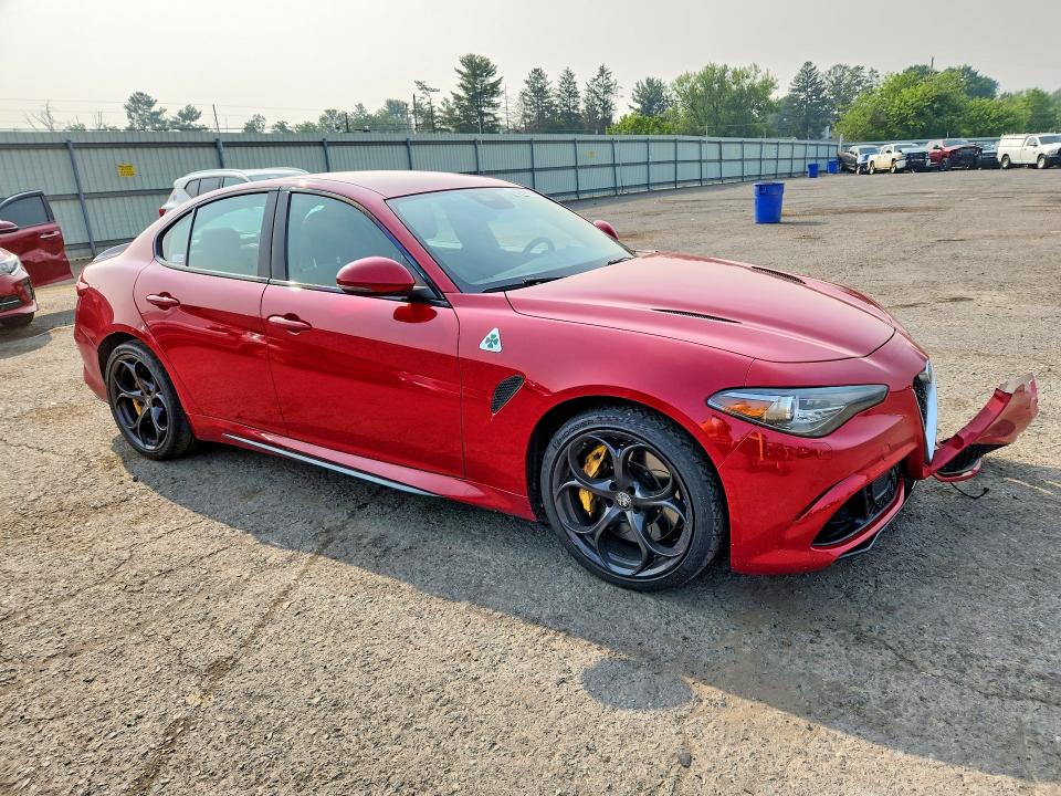 Продажа на аукционе авто 2018 Alfa Romeo Giulia, vin: ZARFAEAV9J7592849, номер лота: 61569616