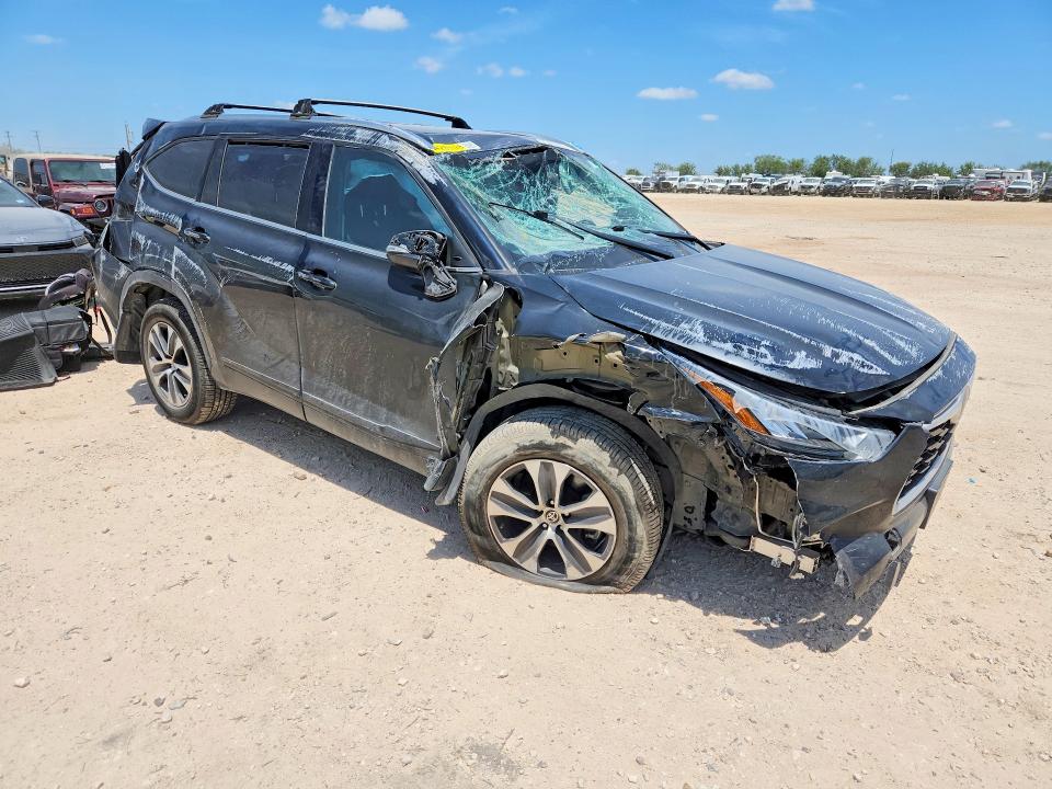 63450926 :رقم المزاد ، 5TDGZRBH7LS515980 vin ، 2020 Toyota Highlander مزاد بيع