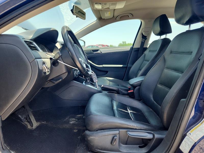 60208266 :رقم المزاد ، 3VWDX7AJ5DM392082 vin ، 2013 Volkswagen Jetta مزاد بيع