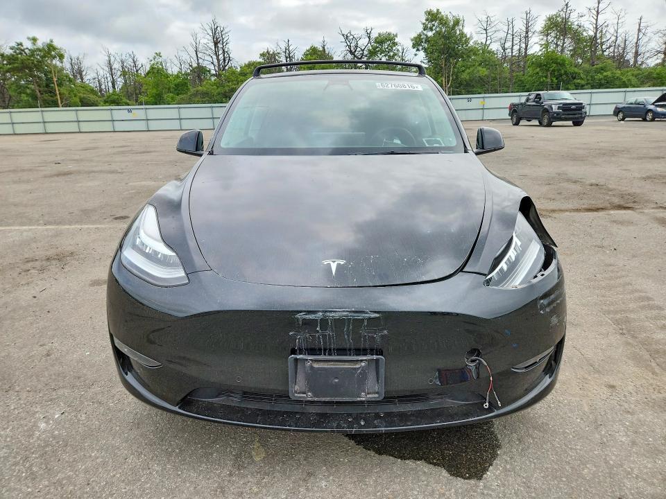 62760816 :رقم المزاد ، 7SAYGDEE4NA008279 vin ، 2022 Tesla Model Y مزاد بيع